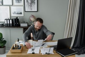Global Employment Solutions: EOR vs PEO