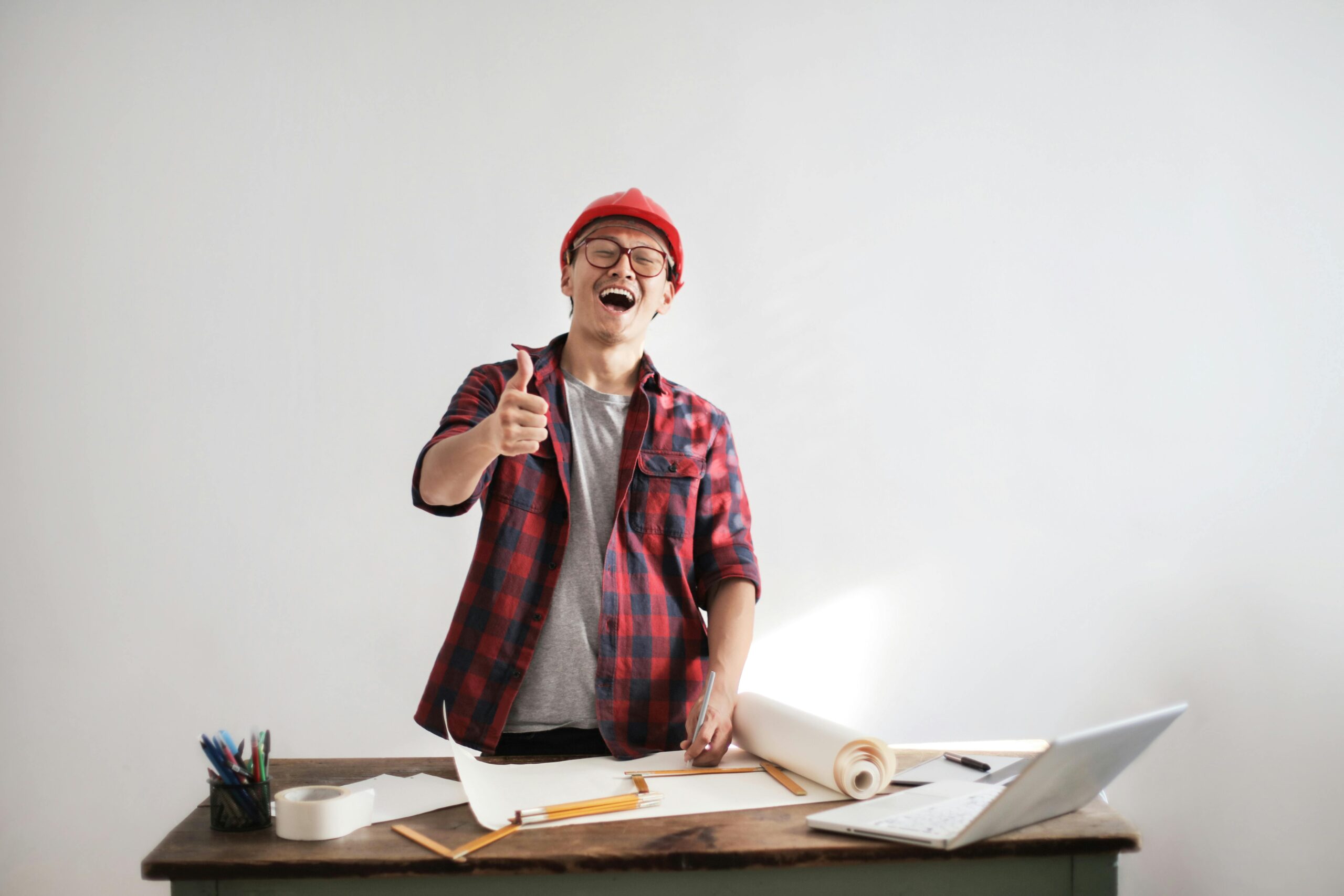 Van Builder – Custom Cabinetry Specialist  