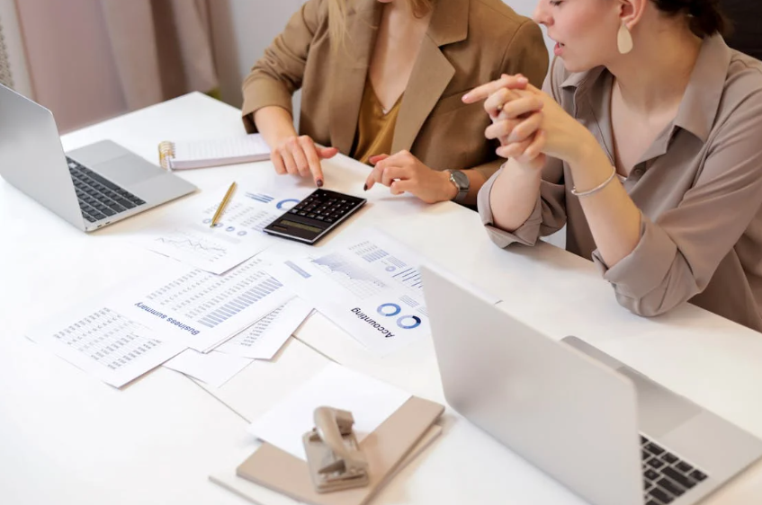 outsourced payroll and compliance service